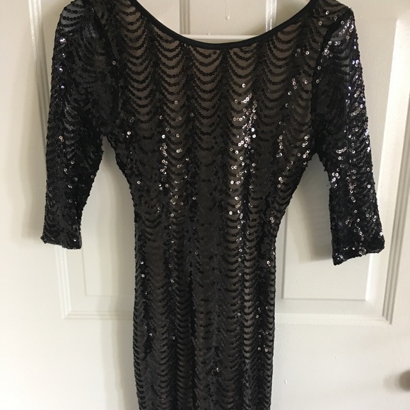 Lil Black Dress - Picture 2 of 5